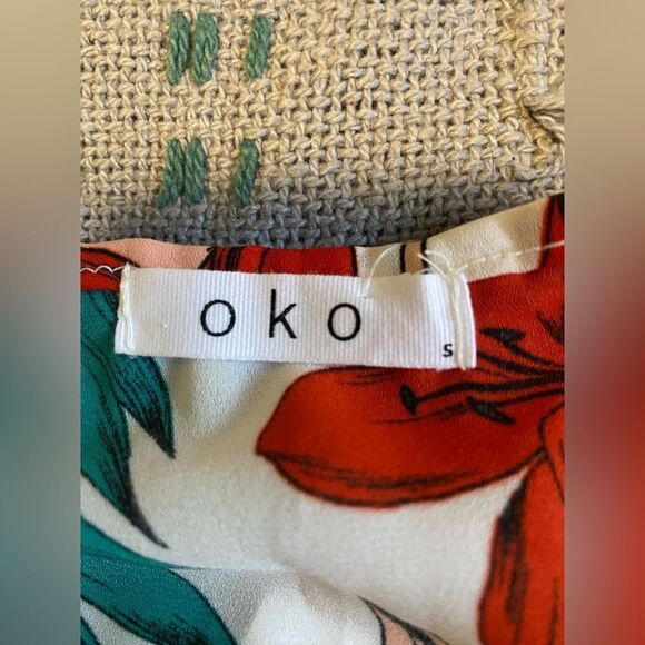 NWT, OKO, Tropical Tank w/Adjustable Straps, Size S - Picture 3 of 7